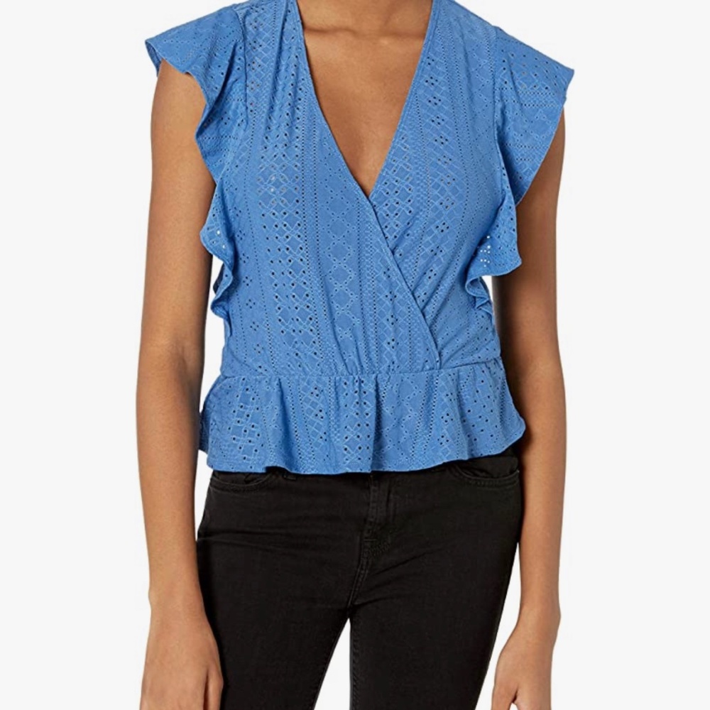 Bcbg women ruffled sleeve top